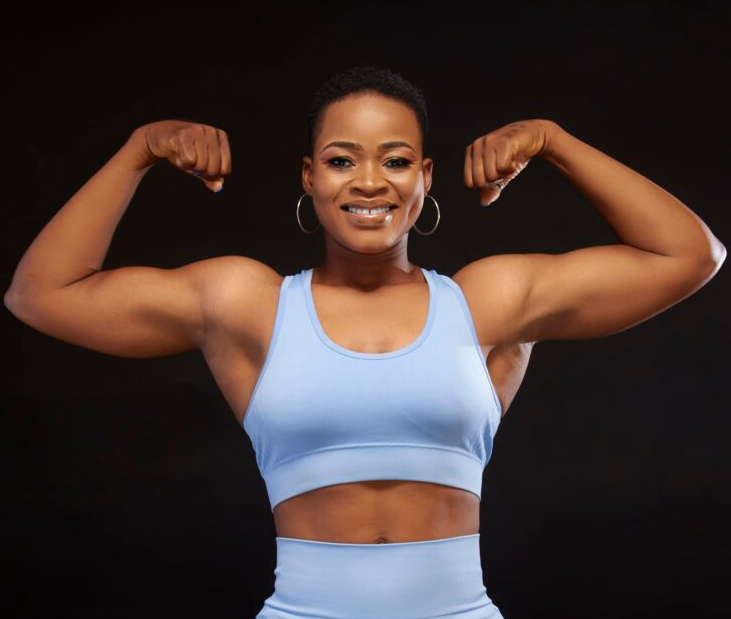Burkina Faso : Safoura Compaoré sacrée championne d’Afrique de l’Ouest de musculation