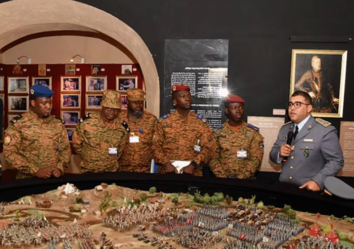 Le Burkina Faso et le Maroc scellent un accord militaire