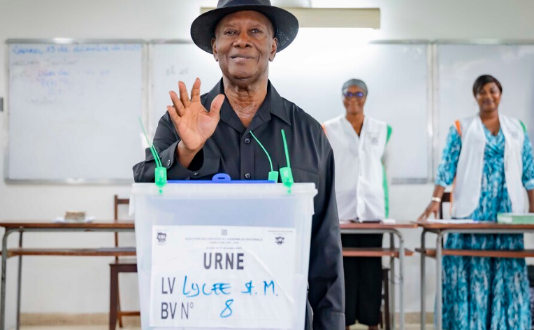 Législatives: Ouattara appelle à une mobilisation citoyenne