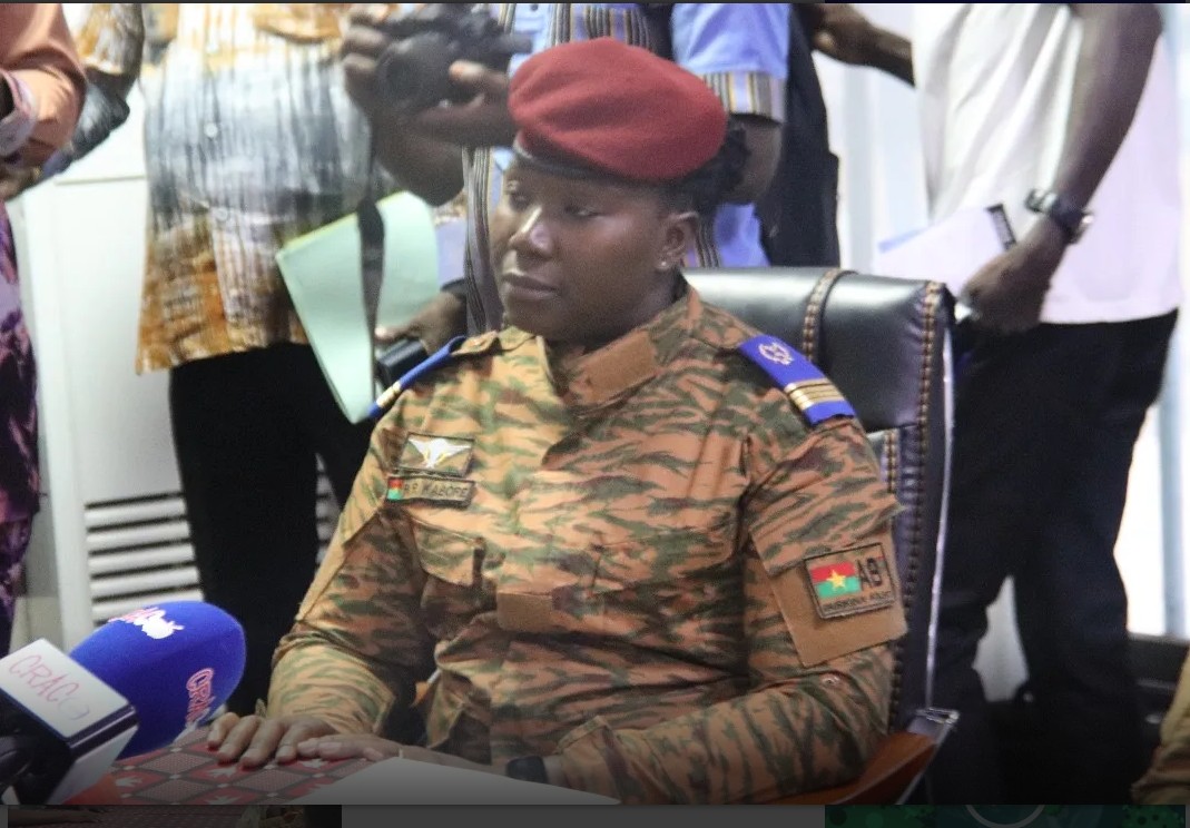 Burkina Faso : Les influenceurs et citoyens désormais soumis à une autorisation avant tout appel à la solidarité