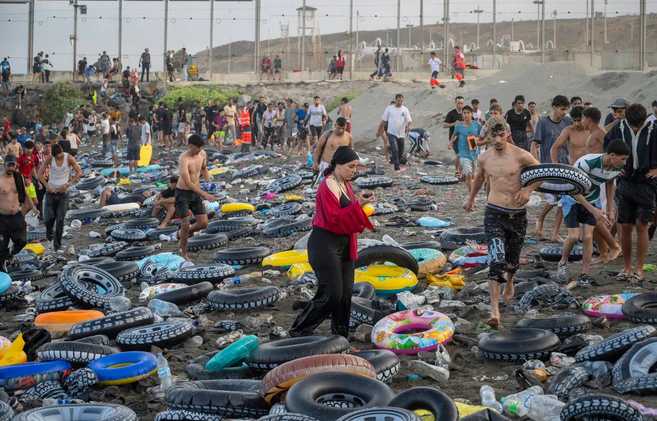 Maroc-Espagne : afflux de migrants à Ceuta, neuf morts