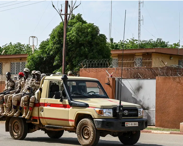Niger : Une embuscade meurtrière contre l’armée fait de lourdes pertes à Tillabéri