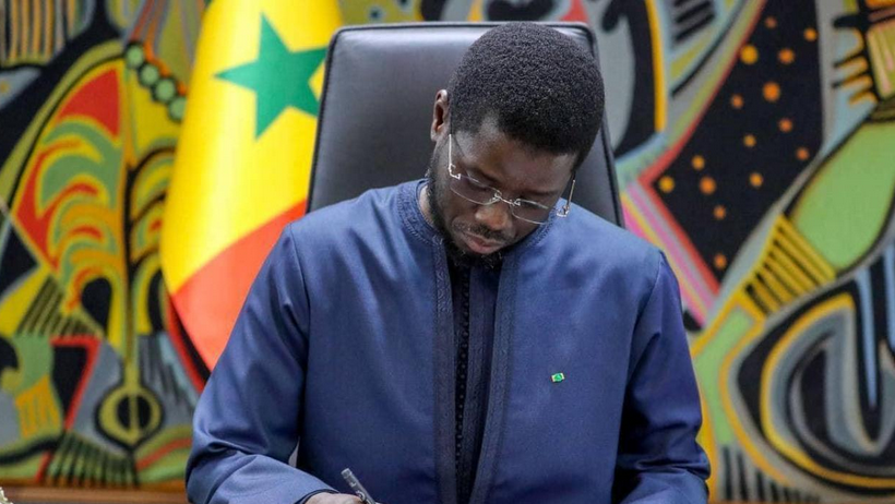 Sénégal: trois TikTokeurs emprisonnés pour avoir critiqué le président Faye