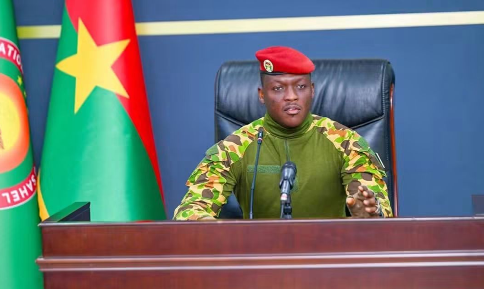 Burkina: Traoré revendique des avancées après 04 ans au pouvoir