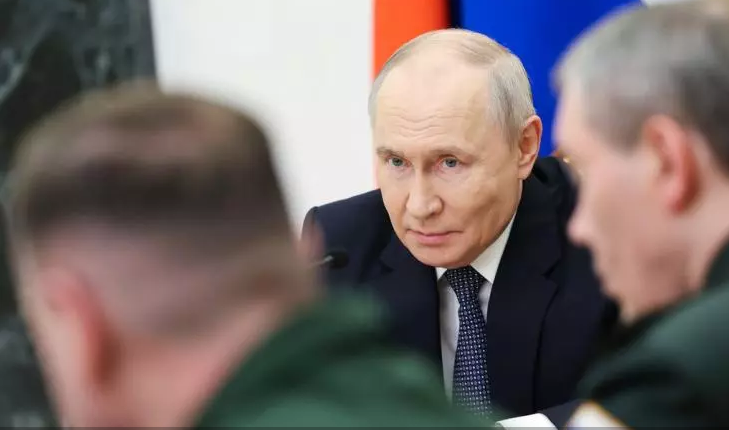 À Ceuta, l’ombre de la Russie: comment des comptes liés à l’armée de Moscou ont envahi les réseaux après l’afflux de migrants